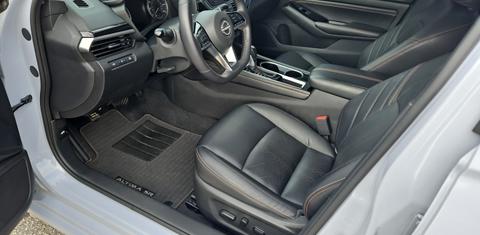 Nissan Altima 2023