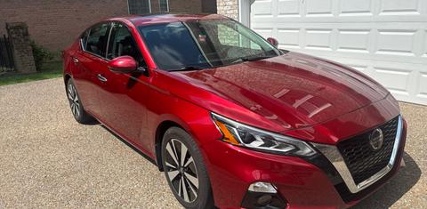 Nissan Altima 2020