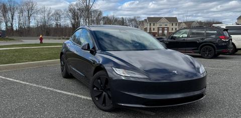 Tesla Model 3 2025