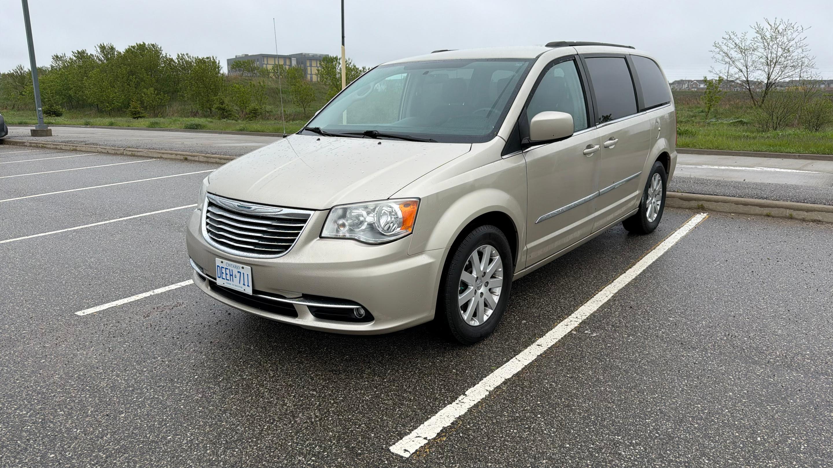 Chrysler Town & Country 2014 à Pickering, ON