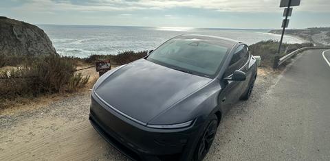 Tesla Model Y 2026