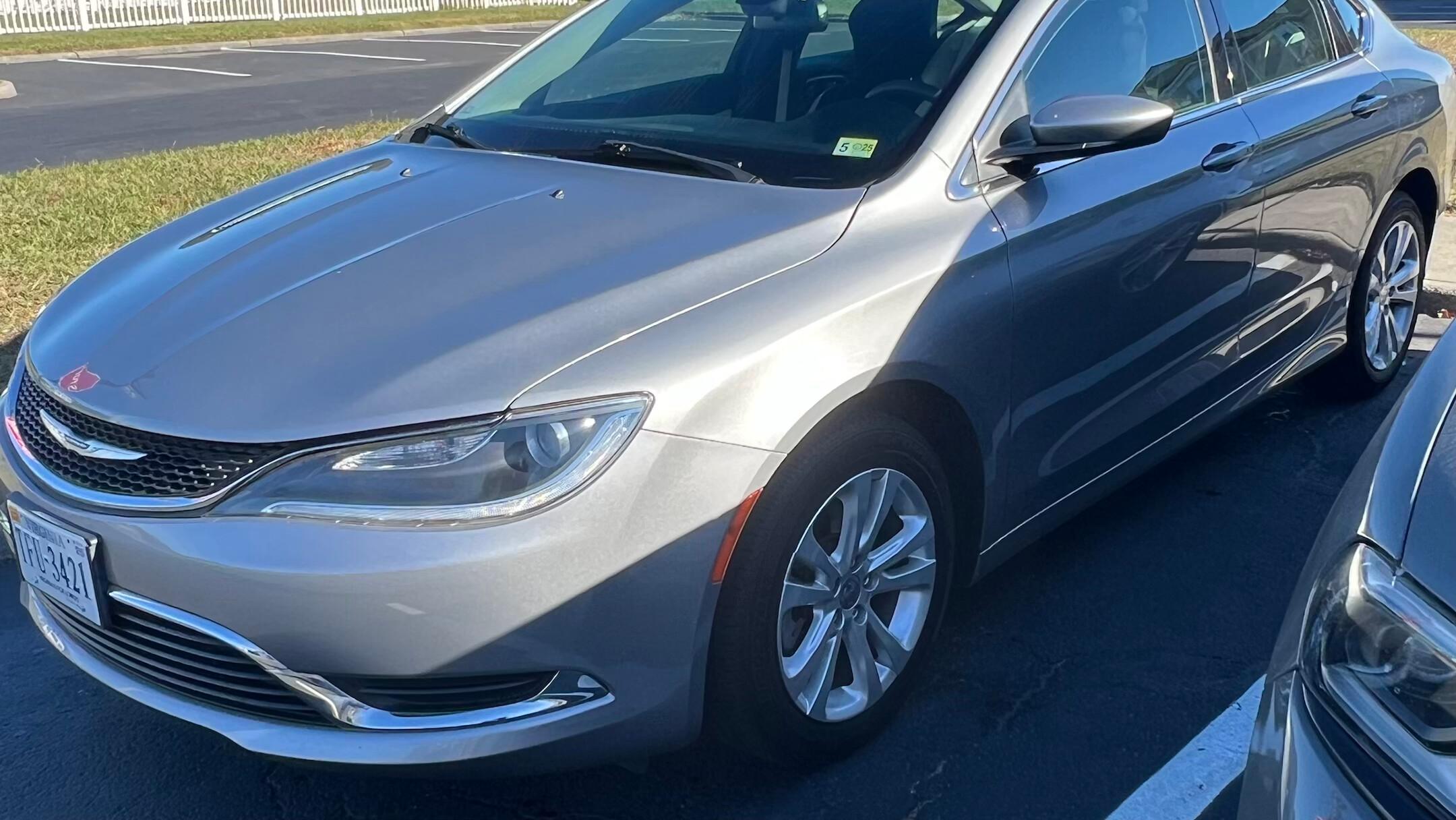 Chrysler 200 2016 in Duquesne, PA