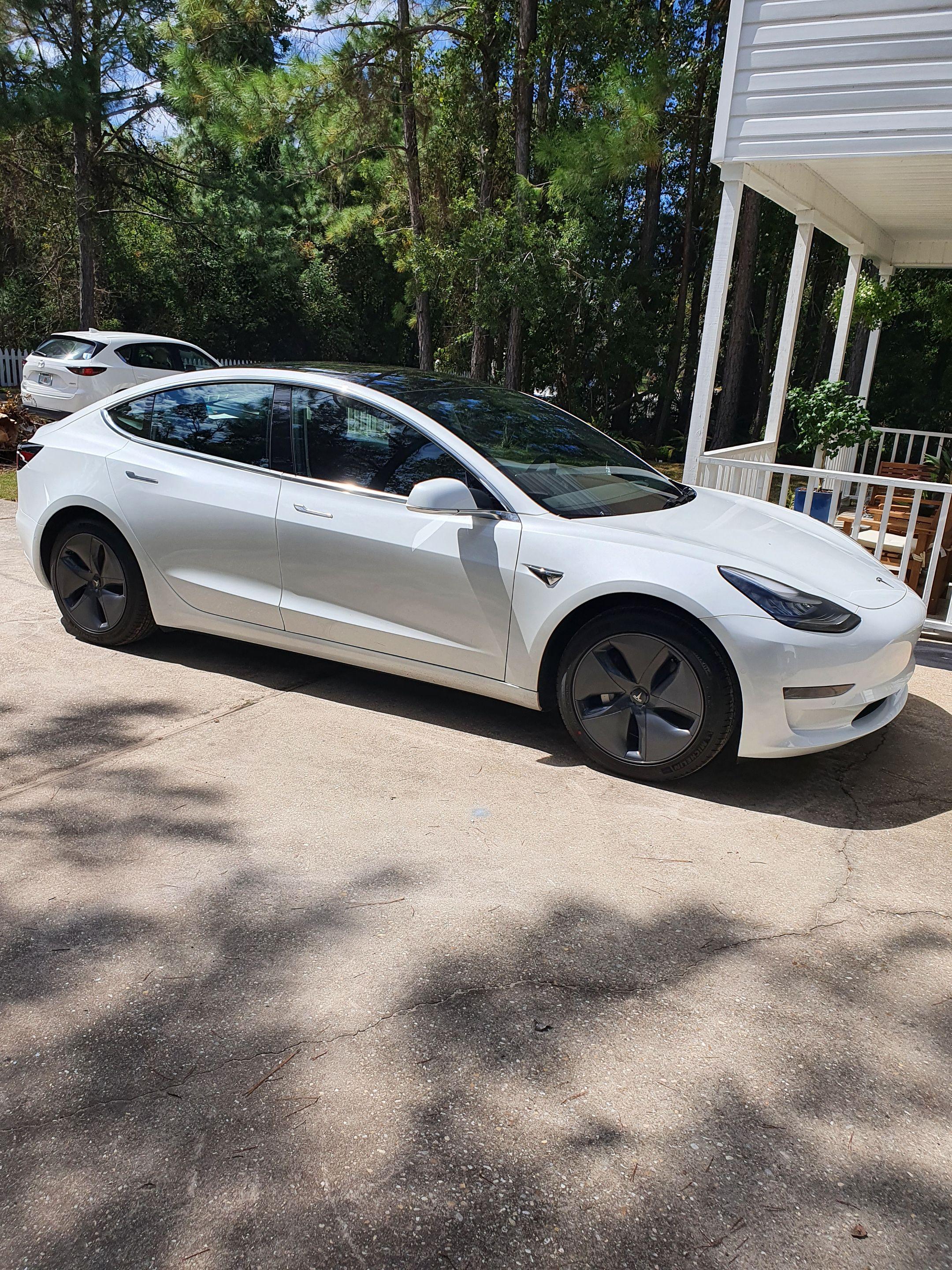 Tesla Model 3 2020 in 