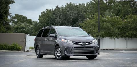 Toyota Sienna 2019