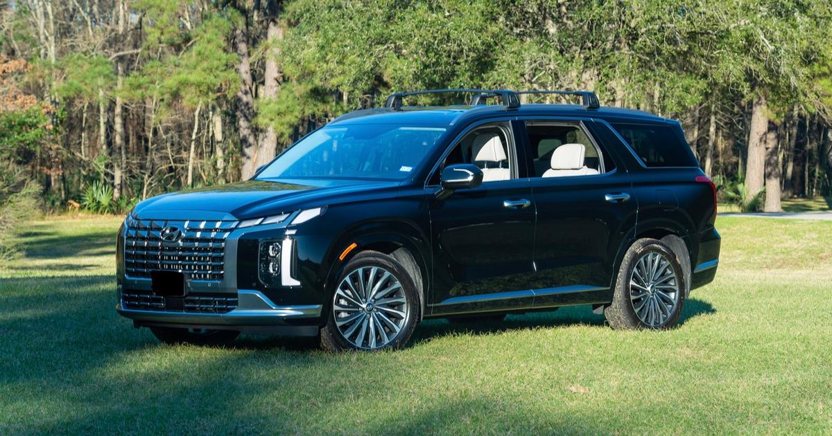 Hyundai Palisade 2023 rental in Houston, TX by Highline Motor Rentals
