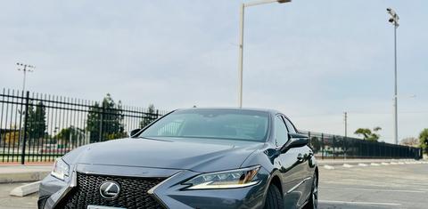Lexus ES 2019