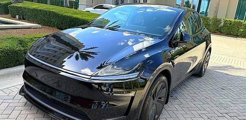 Tesla Model Y 2026