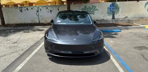 Tesla Model 3 2025