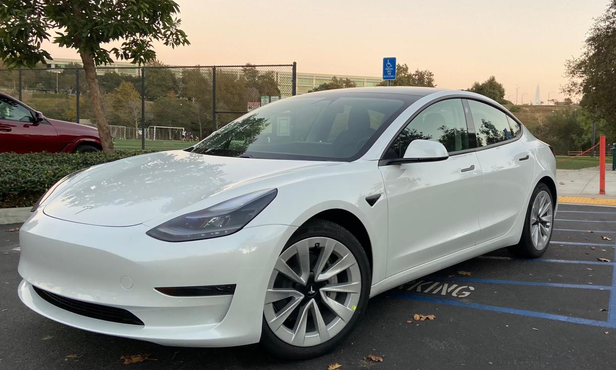 Tesla Model 3 2021 Standard Range Plus