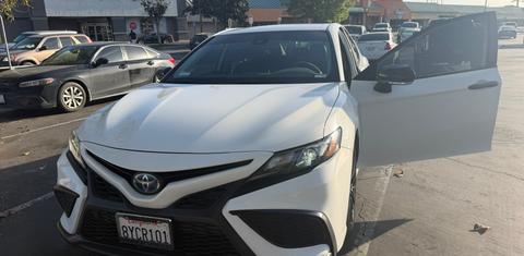 Toyota Camry Hybrid 2022