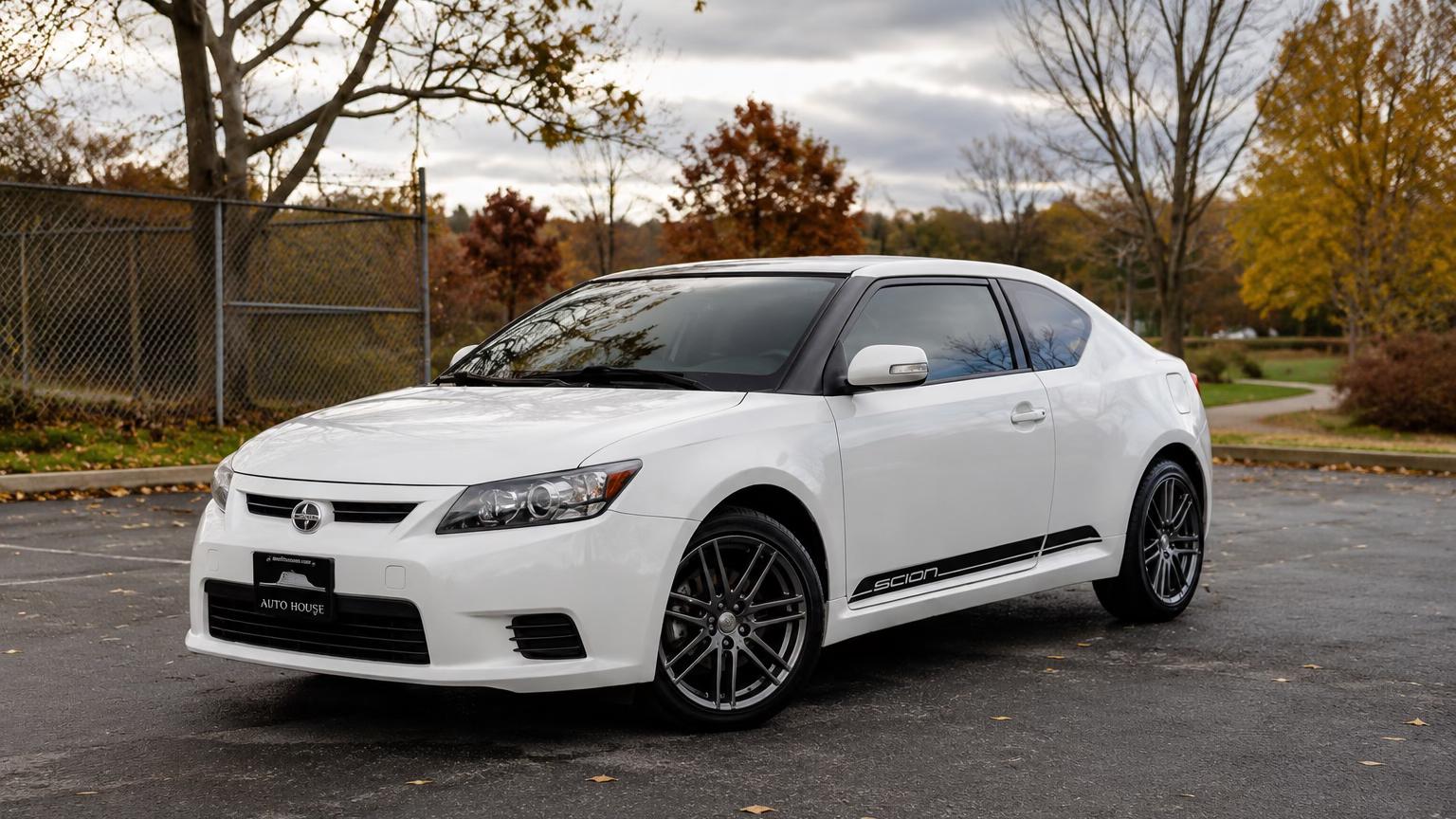 Scion tC 2013 in Aurora, IL