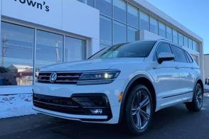 Volkswagen Tiguan car