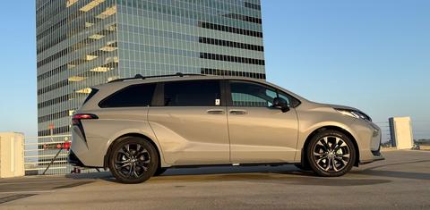 Toyota Sienna 2026