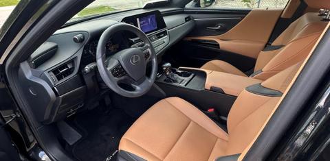 Lexus ES 2023