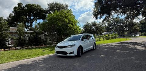 Chrysler Pacifica 2018