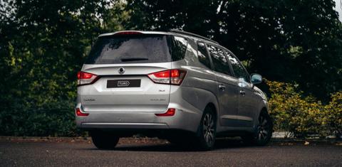 SsangYong Turismo 2015