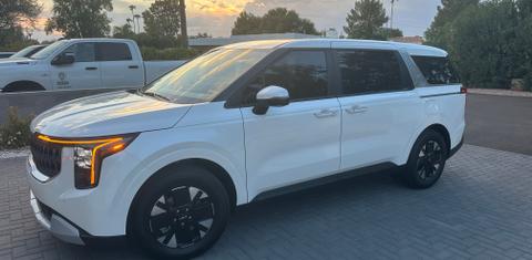 Kia Carnival Hybrid 2026