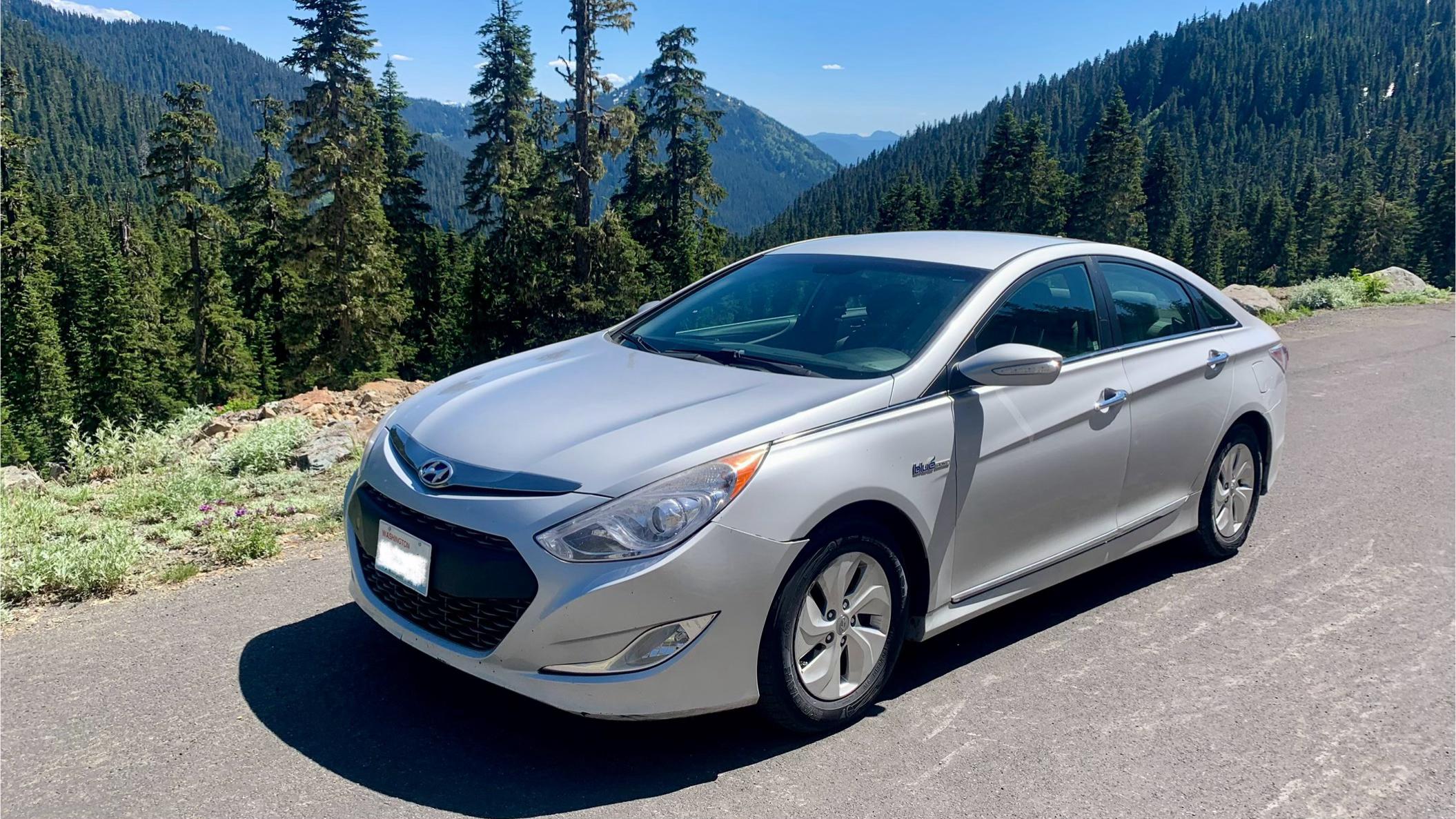 Hyundai Sonata Hybrid 2014 in SeaTac, WA