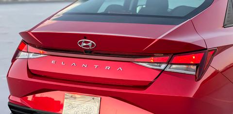 Hyundai Elantra 2021