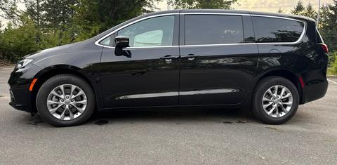 Chrysler Pacifica 2025