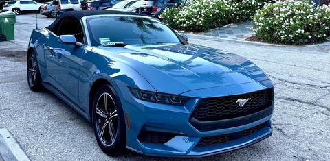 Ford Mustang 2025