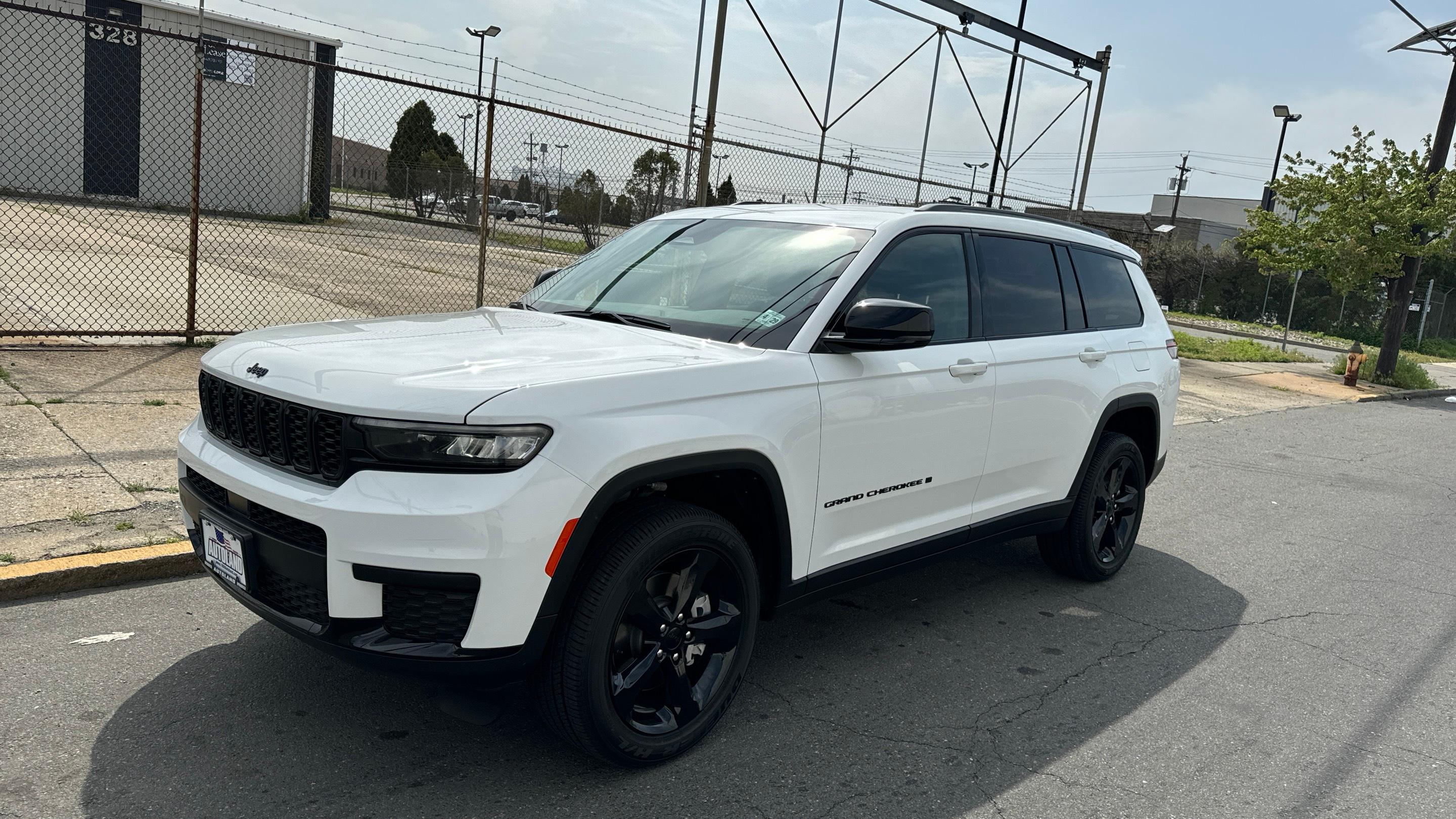 Jeep Grand Cherokee L 2024 in 