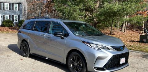 Toyota Sienna 2024