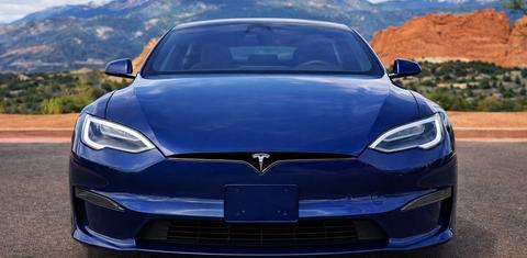 Tesla Model S 2021