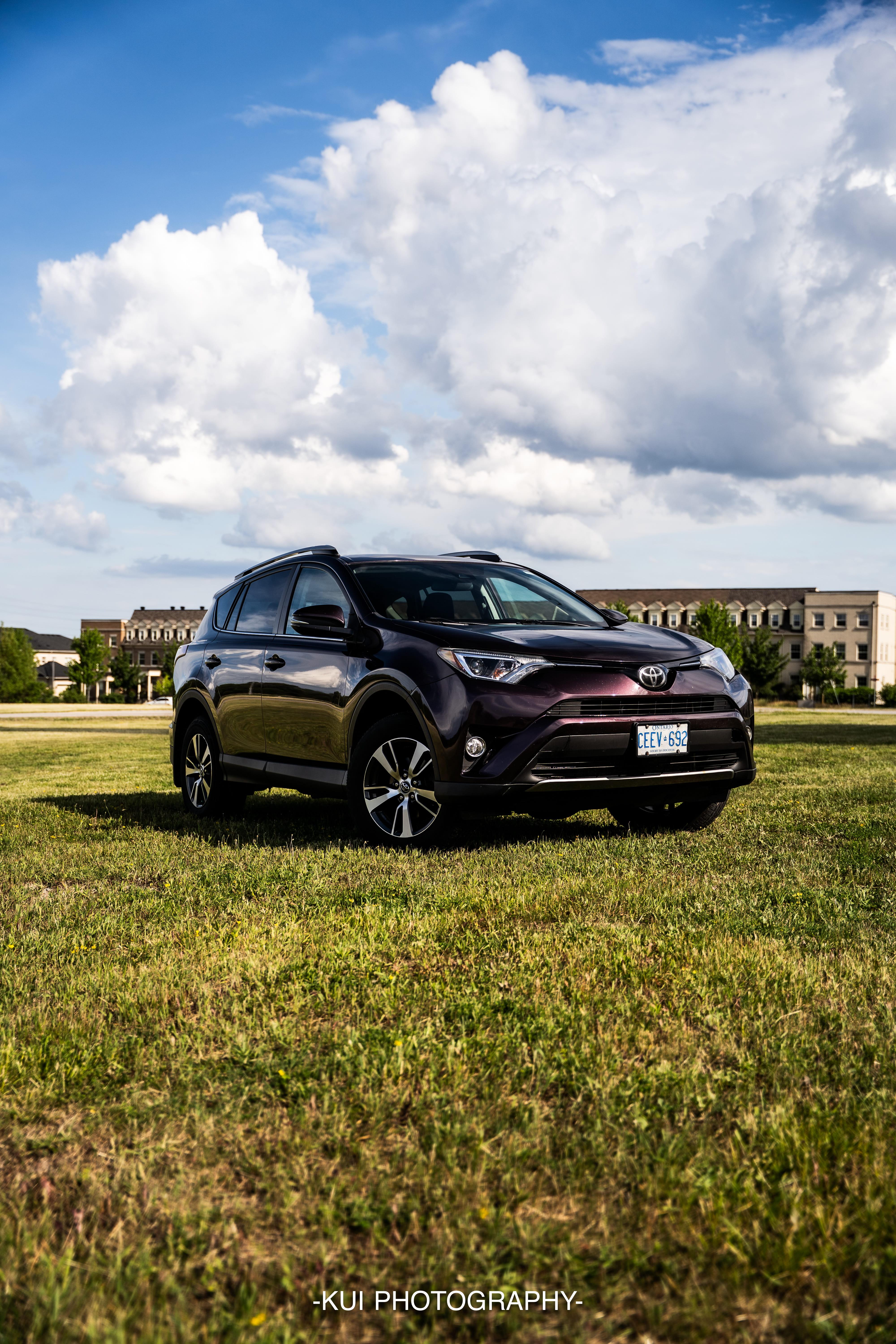 Toyota RAV4 2018 in Markham, ON