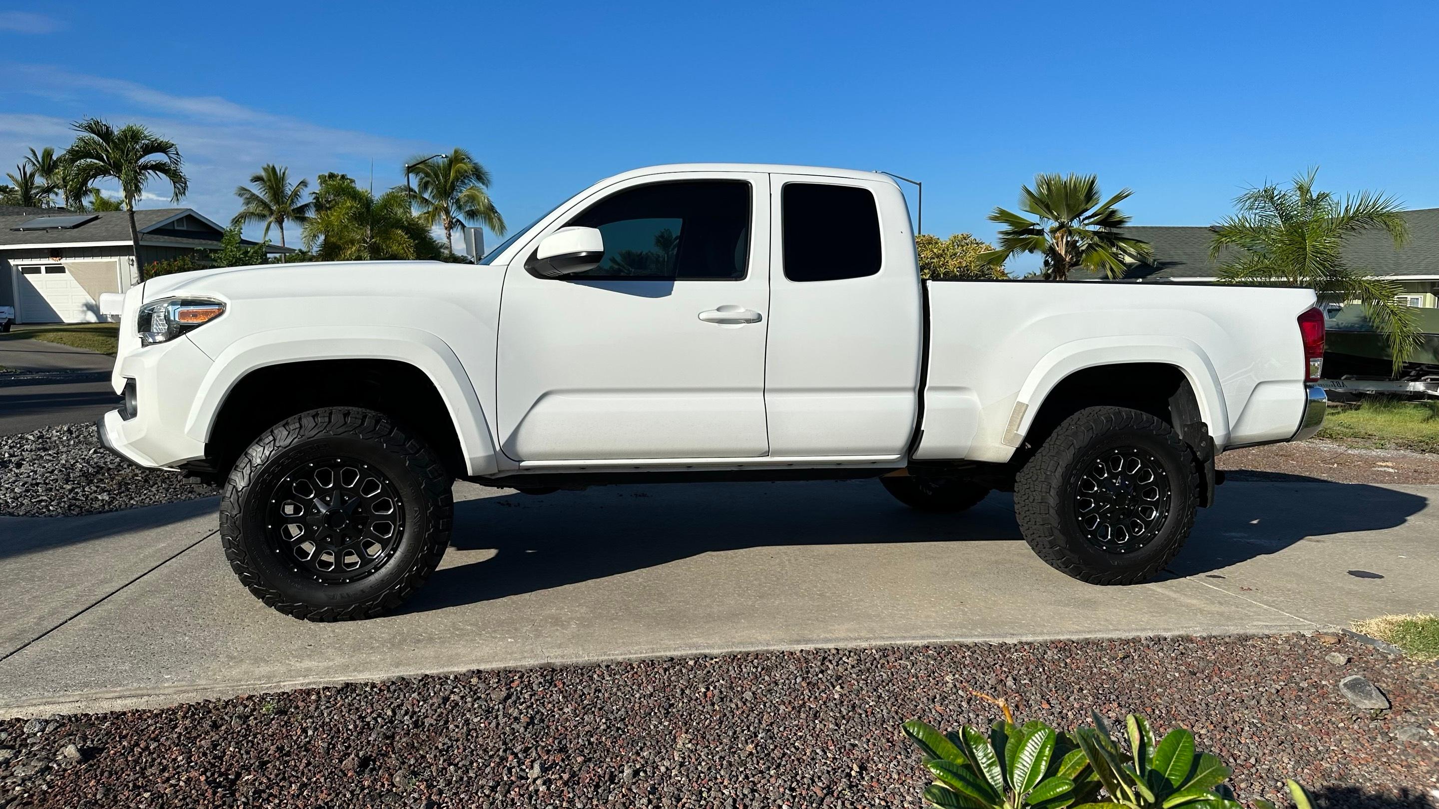 Toyota Tacoma 2016 in Kailua-Kona, HI