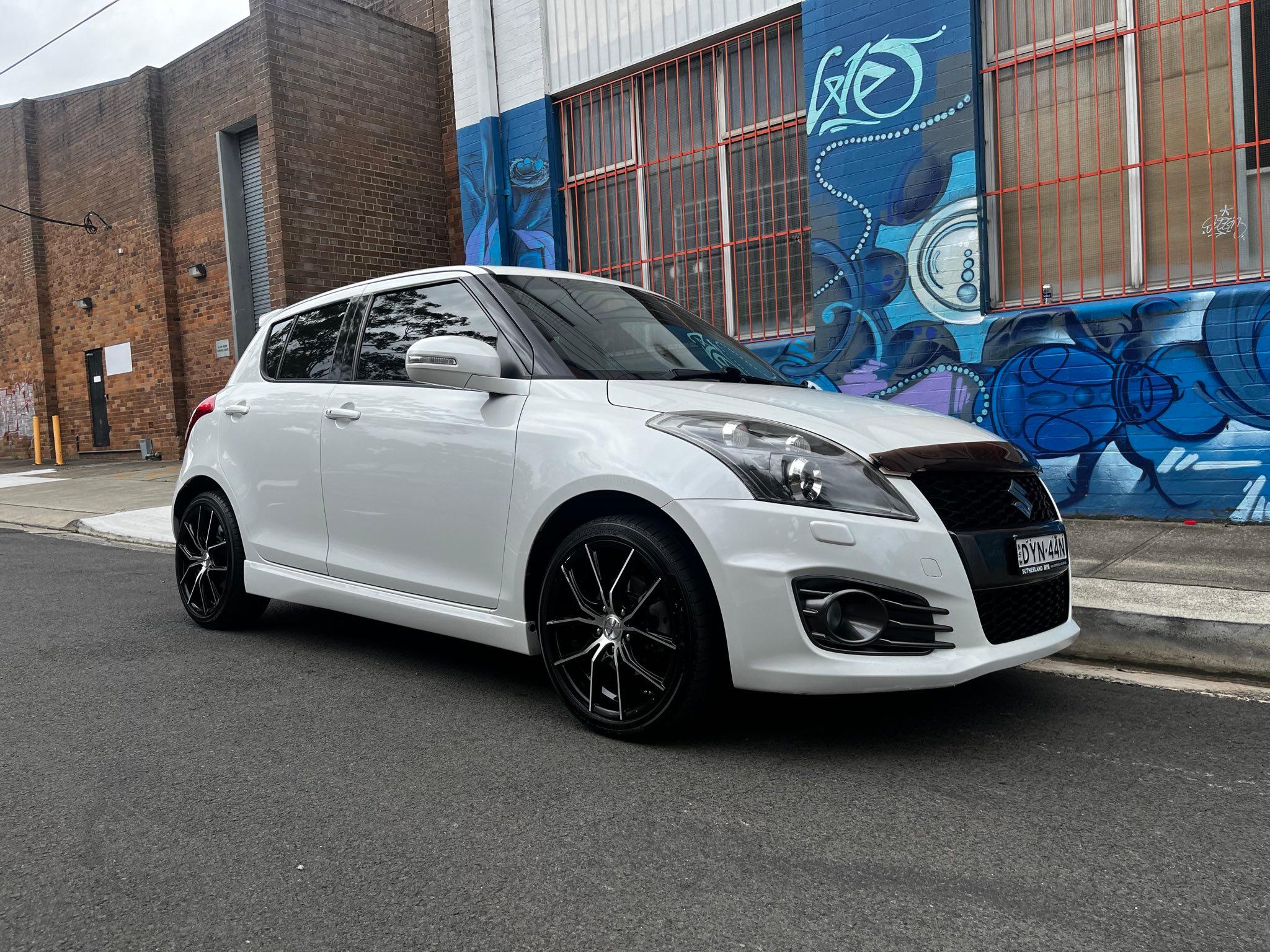 Suzuki SWIFT 2016 in Waterloo