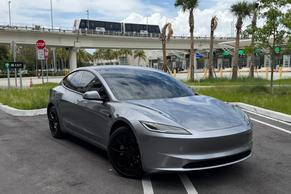 Tesla Model 3 2025 in Miami