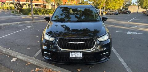 Chrysler Pacifica 2023