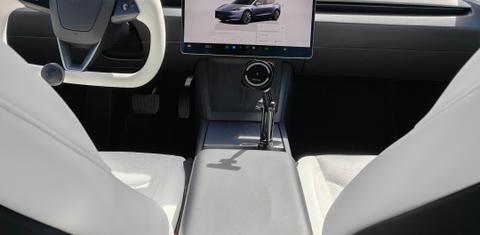 Tesla Model 3 2025