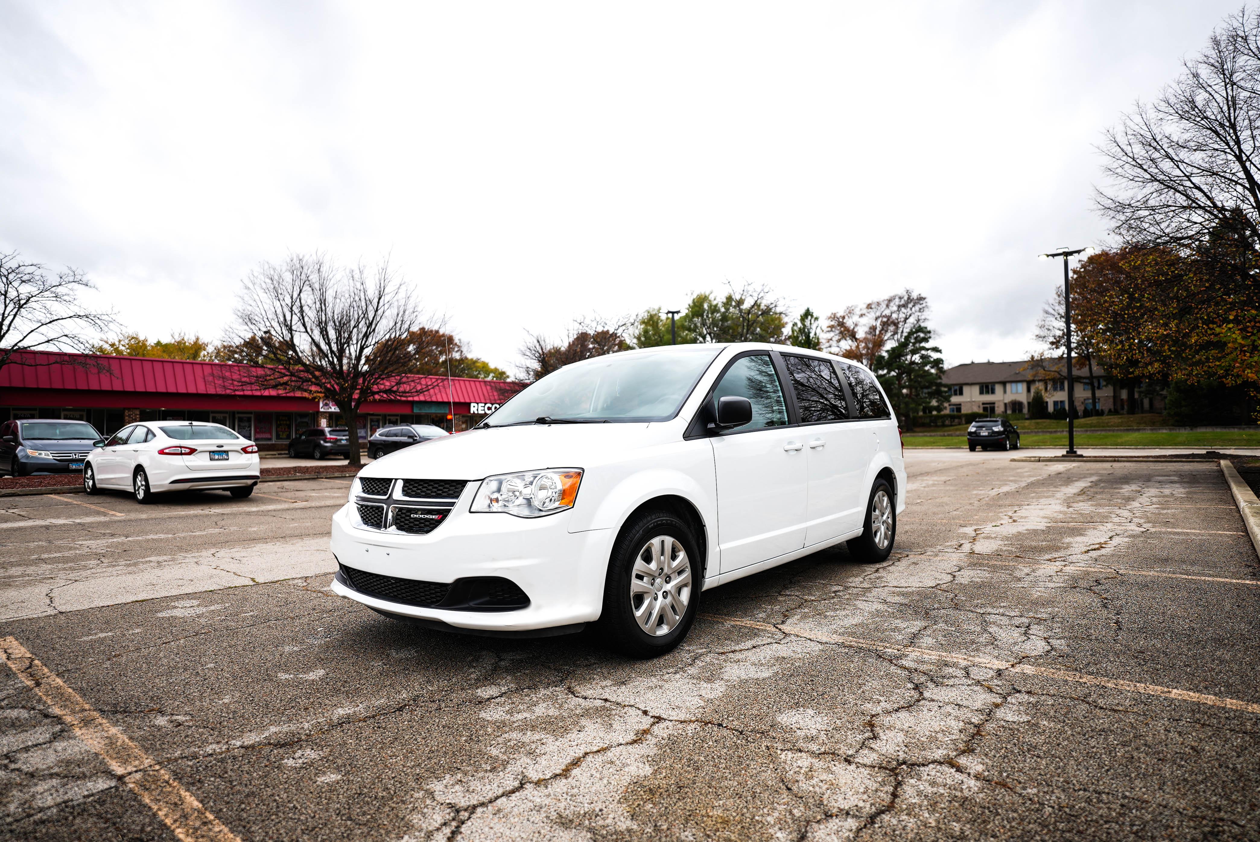 Dodge Grand Caravan 2018 in Roselle, IL