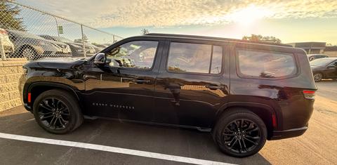 Jeep Grand Wagoneer 2023