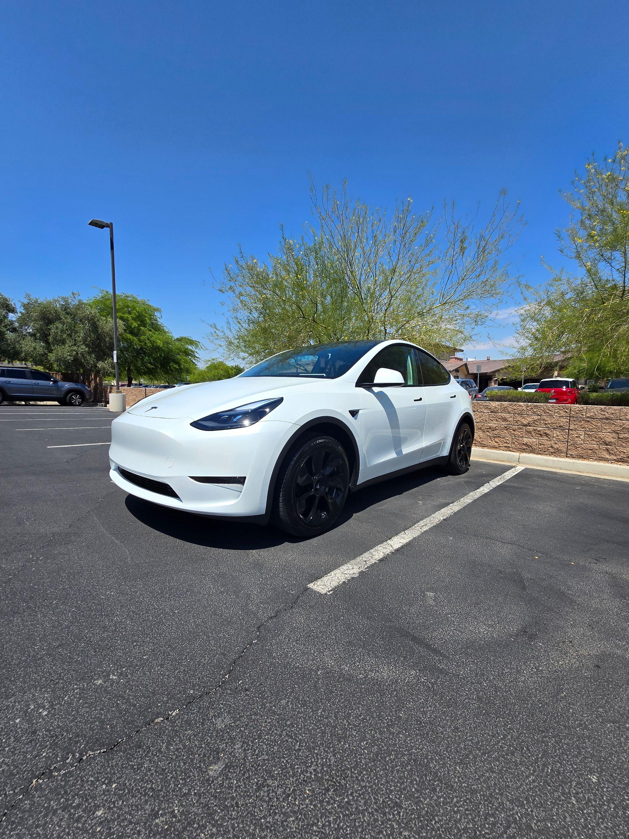 Tesla Model Y 2024 in Las Vegas, NV