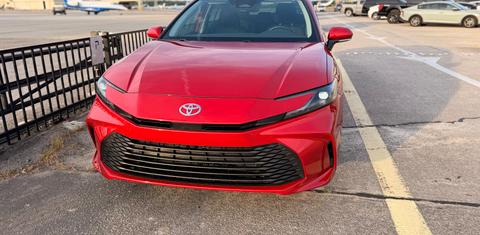 Toyota Camry Hybrid 2026