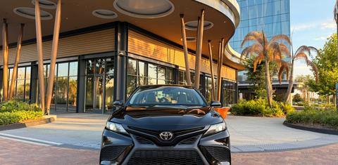 Toyota Camry 2021