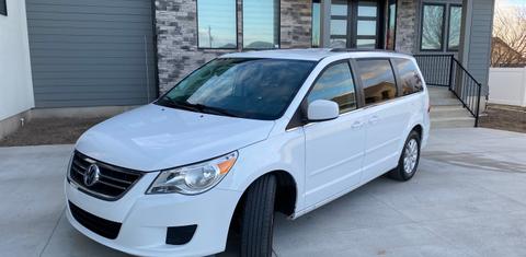Volkswagen Routan 2014
