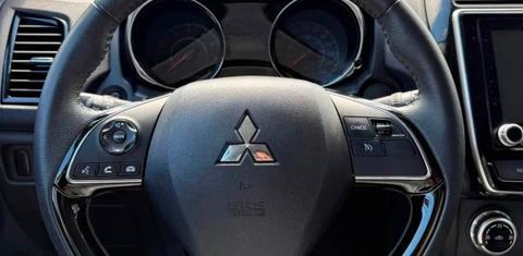 Mitsubishi RVR 2015