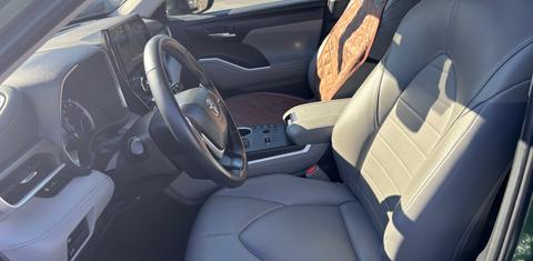 Toyota Highlander Hybrid 2024