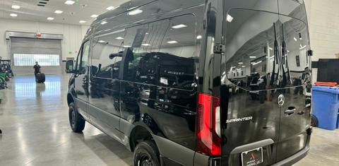 Mercedes-Benz Sprinter 2024