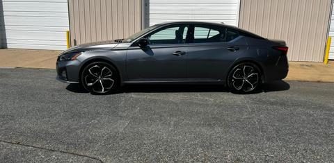 Nissan Altima 2024