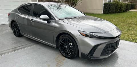 Toyota Camry Hybrid 2025