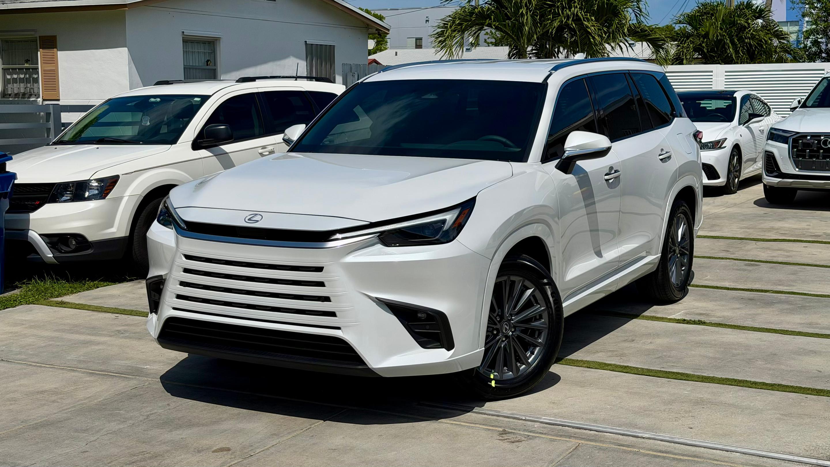 Lexus TX 2026 in Dania Beach, FL
