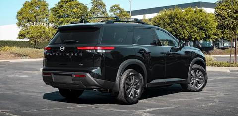 Nissan Pathfinder 2024