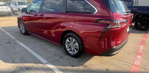 Toyota Sienna 2026