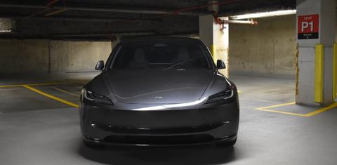 Tesla Model 3 2024