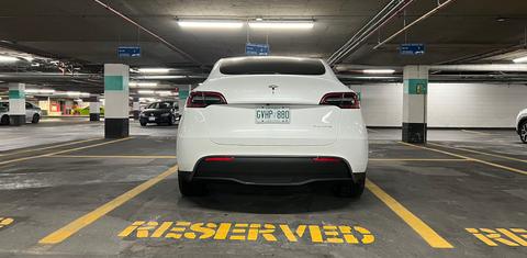 Tesla Model Y 2023